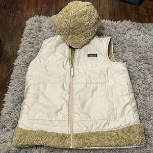 patagonia cream white beige tan fully reversible vest